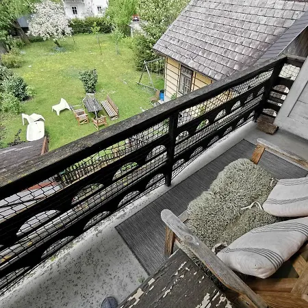 Charmante Altbauwohnung *