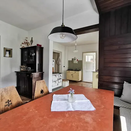 Charmante Altbauwohnung Apartment