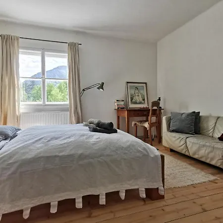 アパート Charmante Altbauwohnung