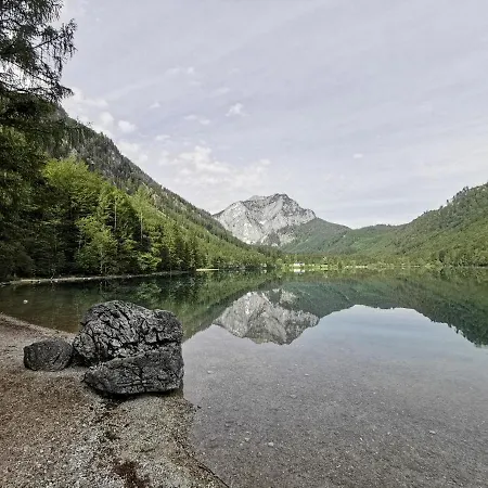 アパート Charmante Altbauwohnung